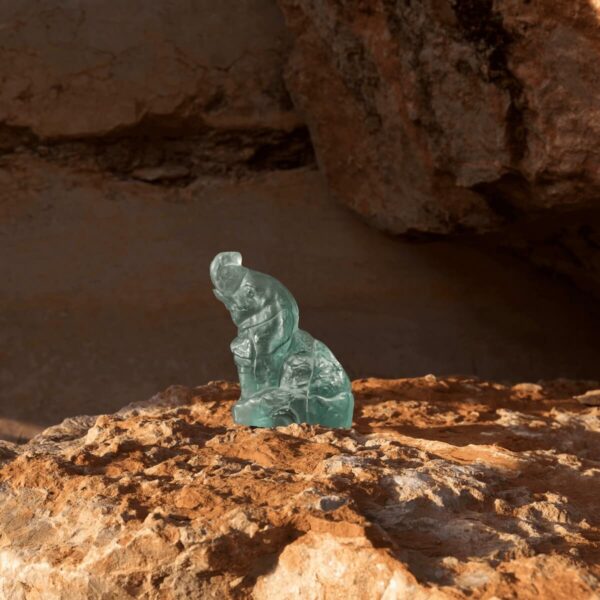 Скульптура Lalique Слонёнок синяя