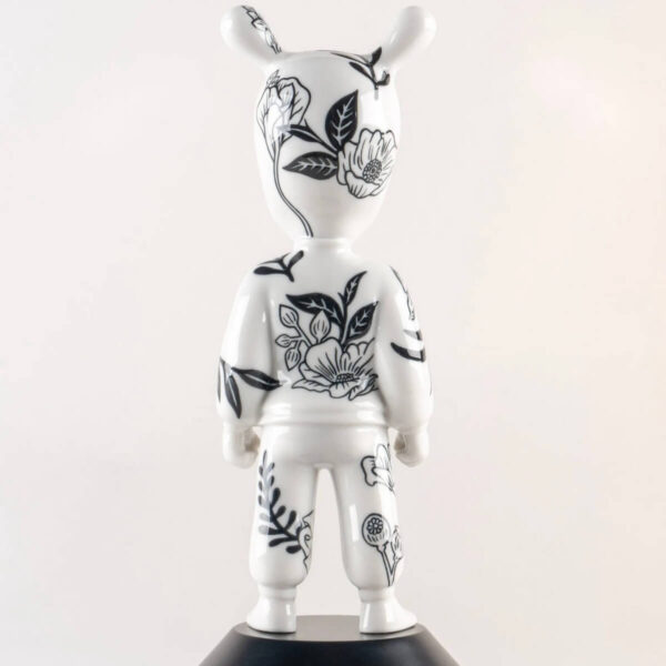 Скульптура Lladro The Guest by Henn Kim Гость маленькая