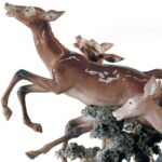 Скульптура Lladro Pursued Deer Загнанные олени