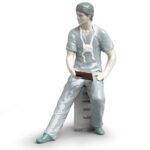 Скульптура Lladro Surgeon Хирург
