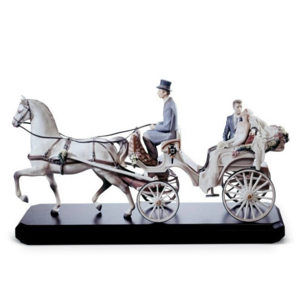 Скульптура Lladro Bridal Carriage Выезд новобрачных