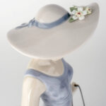 Скульптура Lladro Elegant Promenade Променад
