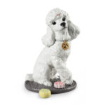Скульптура Lladro Poodle with Mochis Пудель с мочи