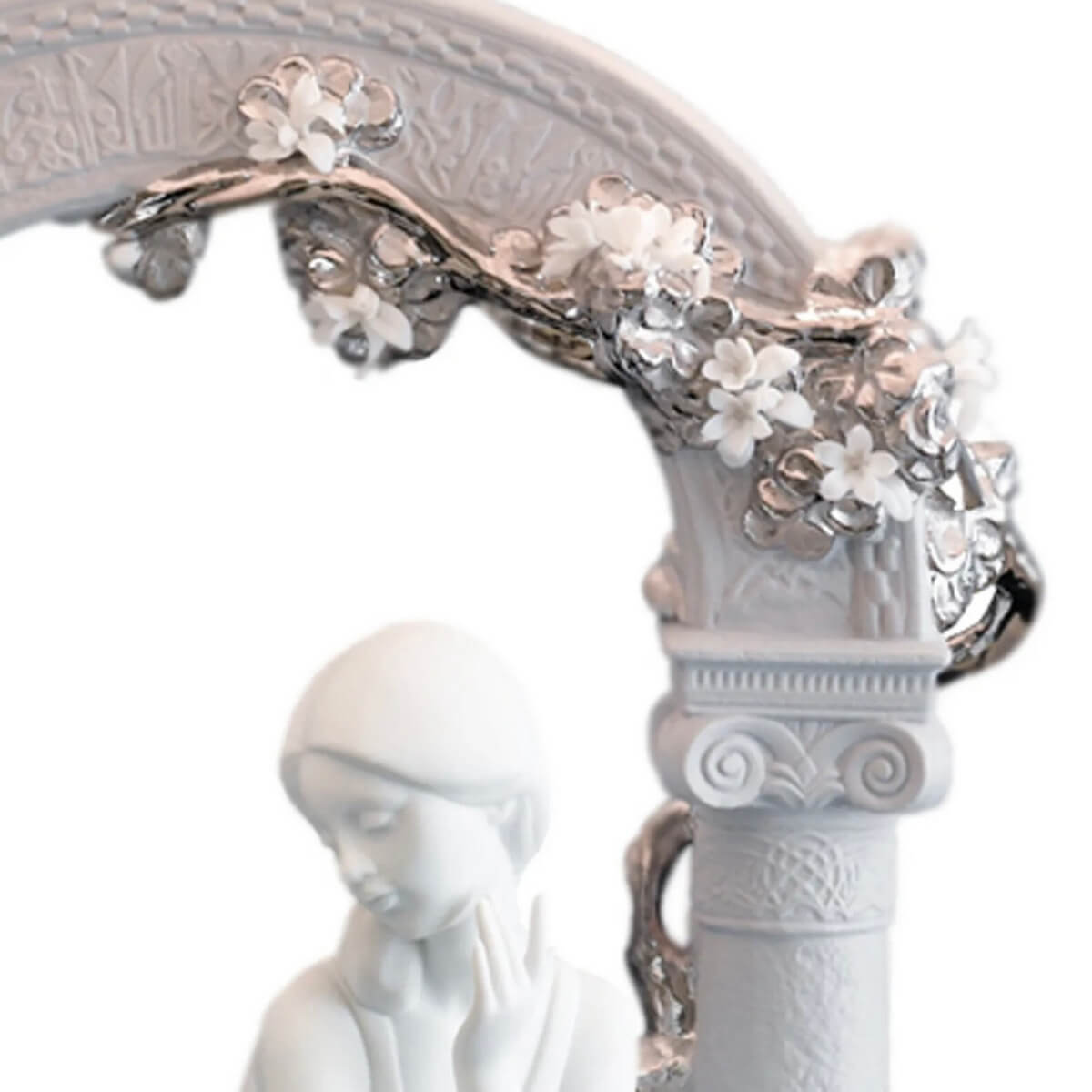Настольная лампа Lladro Tranquility Спокойствие_3 Настольная лампа Lladro Tranquility Спокойствие
