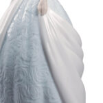 Скульптура Lladro Her Special Day Её особенный день